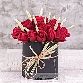  İstanbul Flower Order 30 rote Rosen & Jungfrau in Box