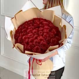 İstanbul Florist 60 Red Roses Bouquet